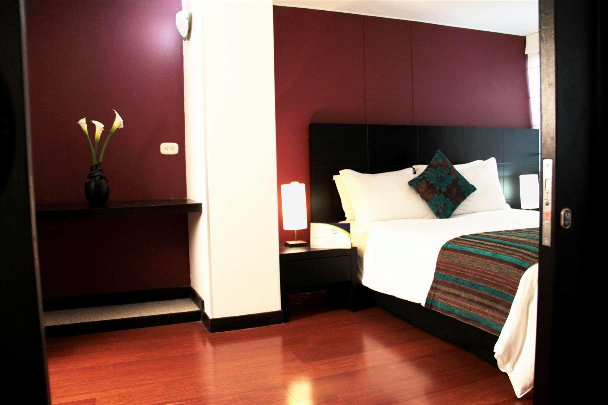 Hotel Confort 80 Zona Rosa Bogota Exterior photo